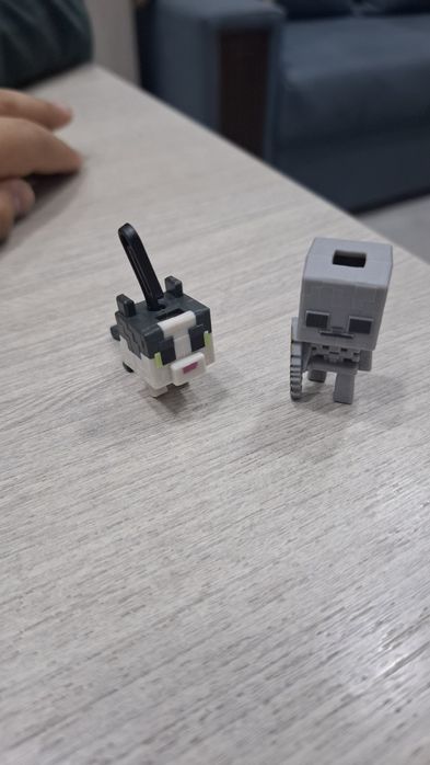 Фигурки Скелет и Кот Майнкрафт Киндер джой