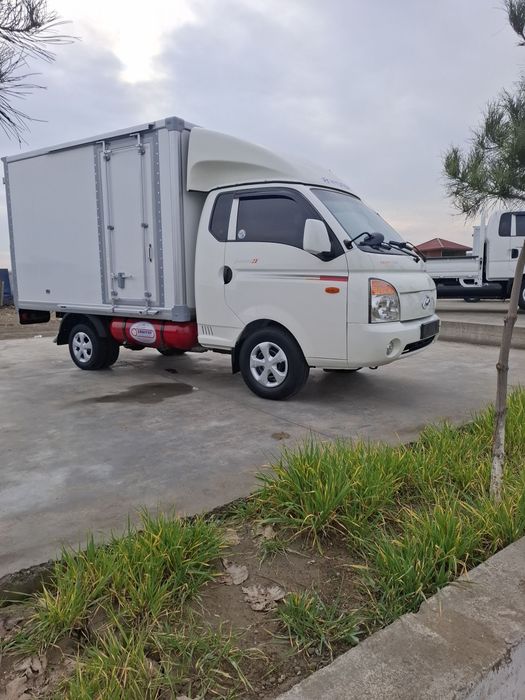 Сотилади Хундуй Портер 2011 йил