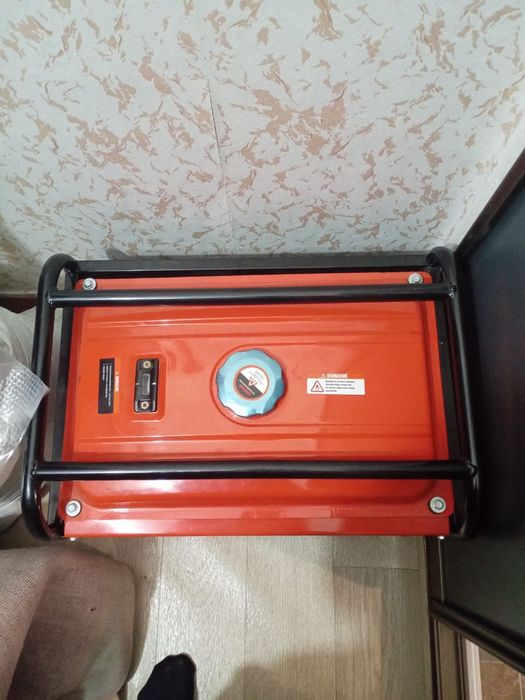 Бензиновый генеретор Honda
