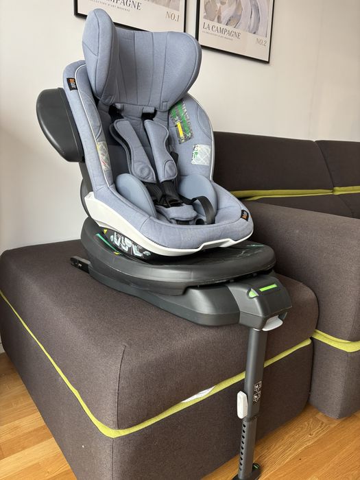 Besafe Izi Modular X1 столче с база