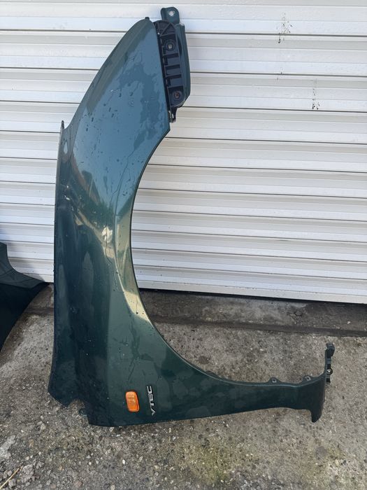 Предна,задна броня,преден капак Honda Civic 7