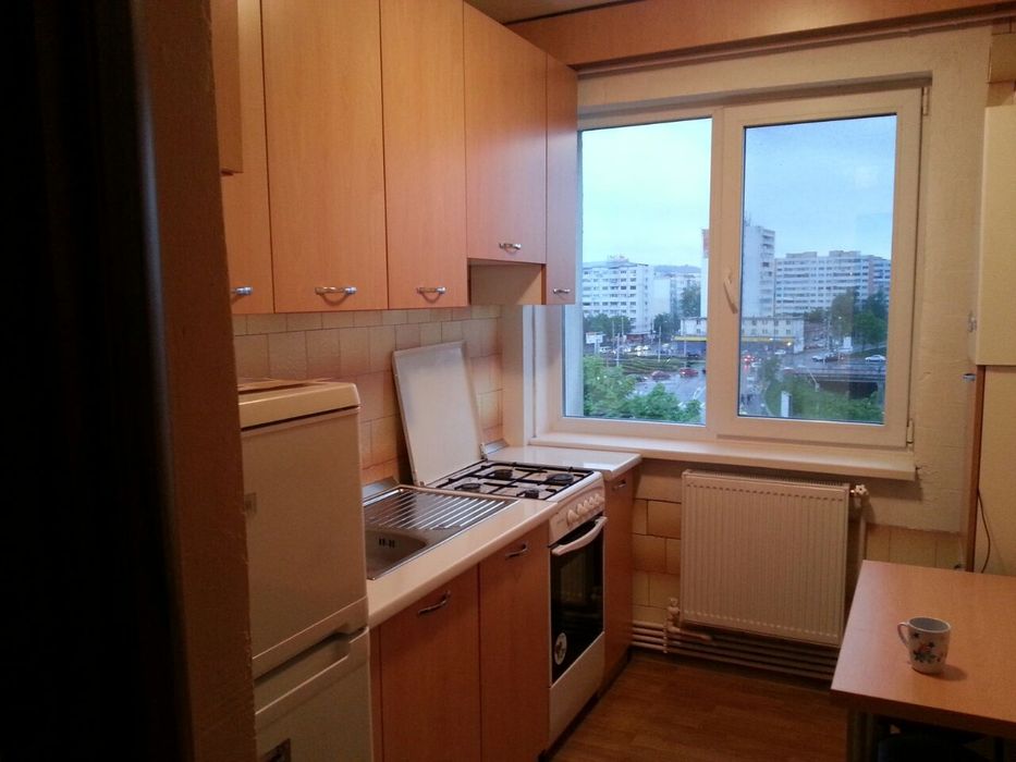 Direct proprietar – Apartament 2 camere decomandat,  Podu Ros.