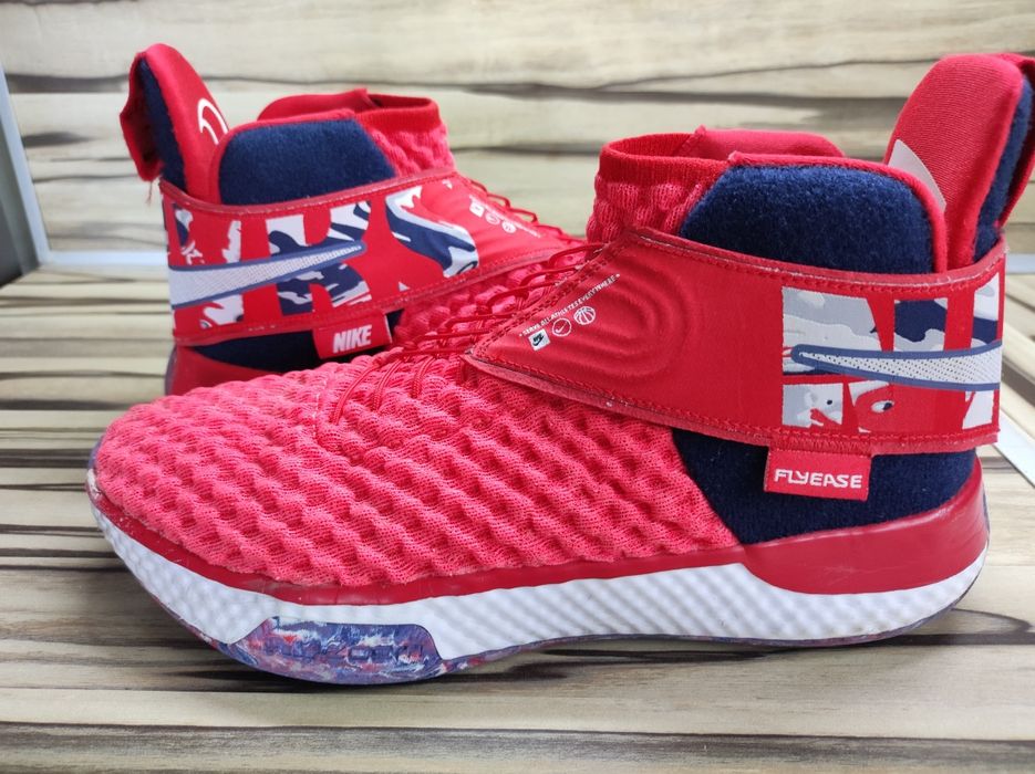 Маратонки Nike CQ6422 - 600