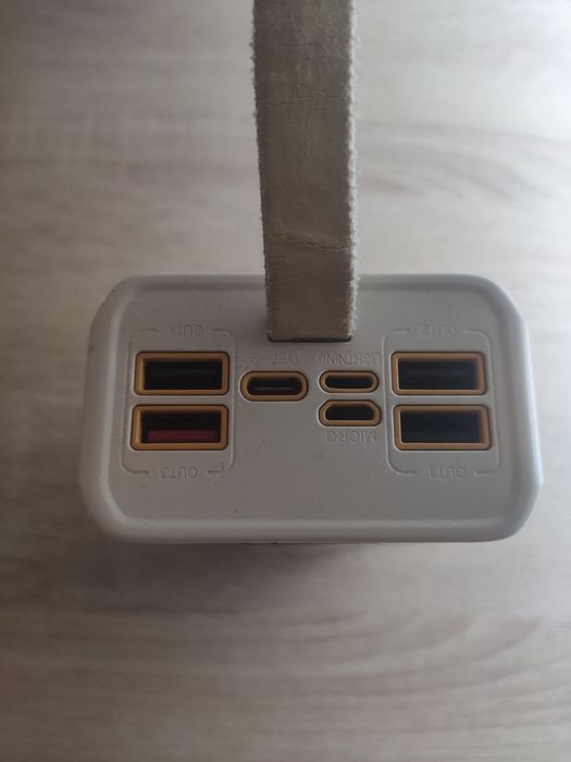 Повербанк на 120W