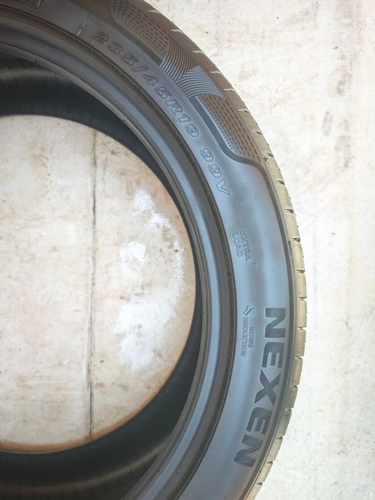 Anvelope 235/45/19 an 2023 vara NEXEN NFERA SPORT Silent si protectie janta
