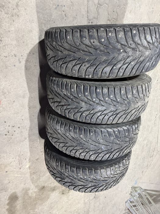 Зимний покрышка