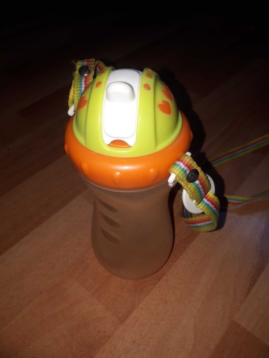 детский поильник