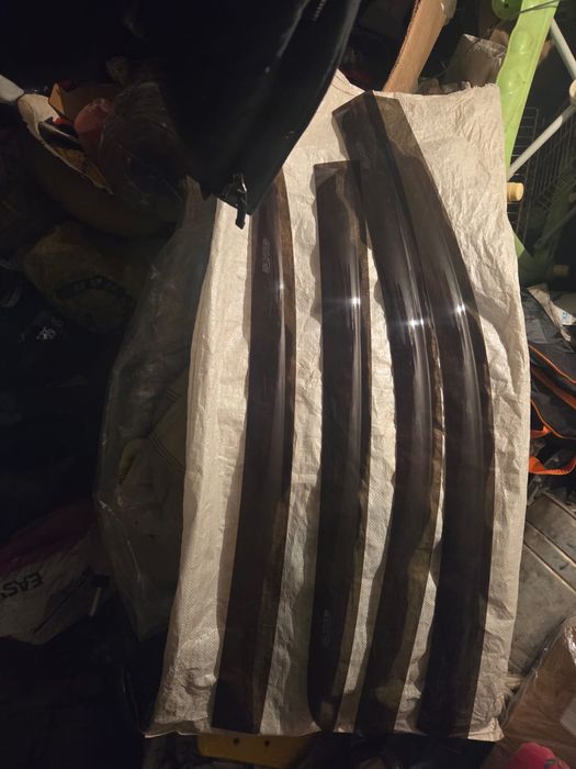 Ветровики на Кио рио