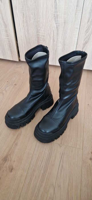 Дамски кожени боти