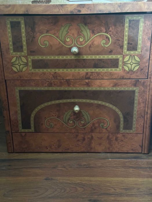 Спальный гарнитур