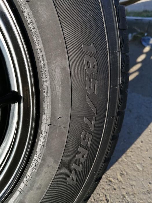 Продам комплект летних шин