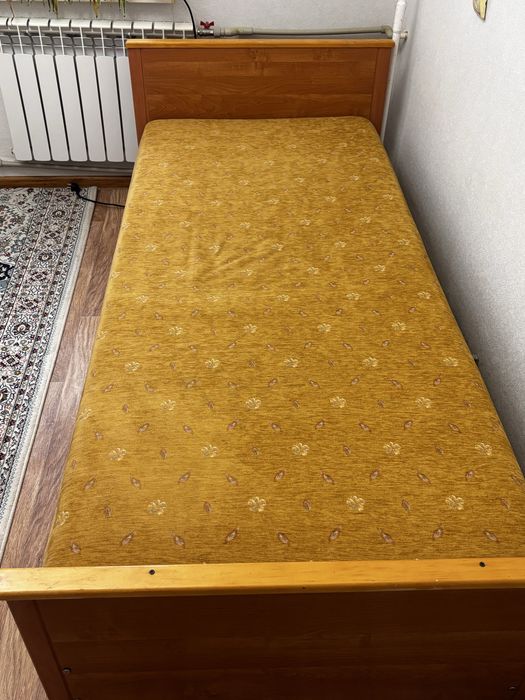 Кровать б/у — дёшево