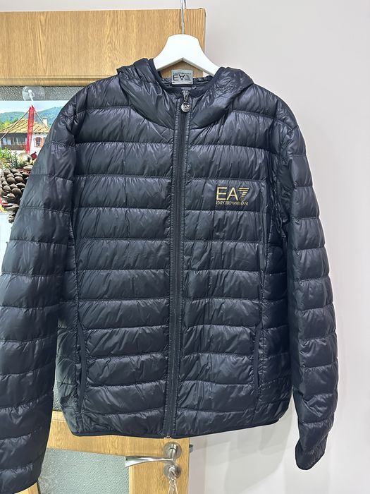 Armani XL пухено яке