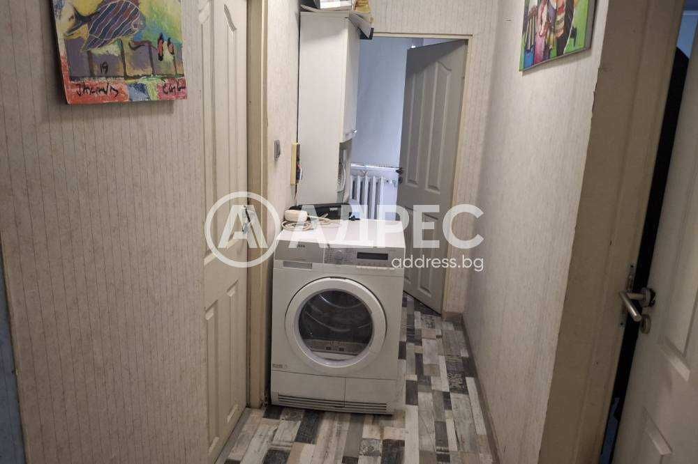 Многостаен апартамент в центъра на гр. Разград /кв. "Възраждане"/!