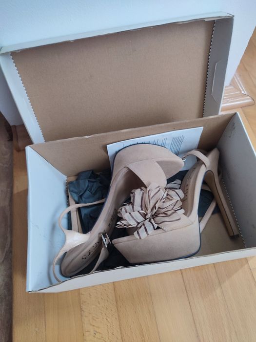 Pantofi din piele eleganti Marimea 38