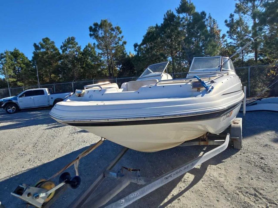 Kater Hurricane 217sd 12 kishilik Yamaha motor 200hp