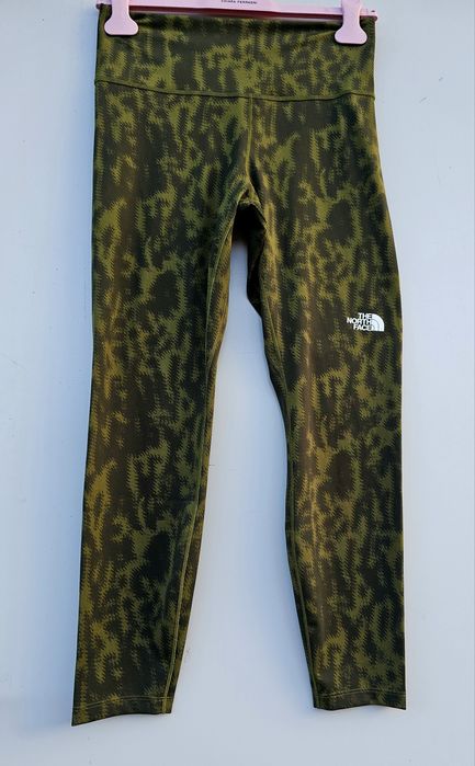 The North Face оригинален дамски клин Л размер