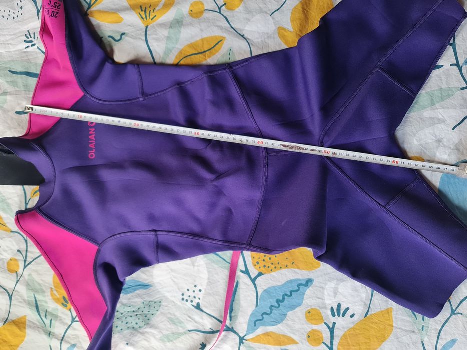 Детски неопрен за момиче