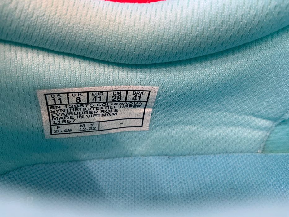 Skechers-оригинални маратонки 42,5 номер