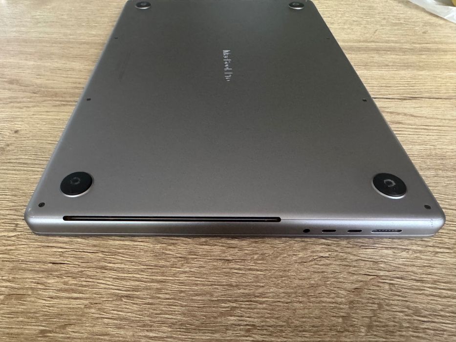 MacBook Pro 16 M1 Pro 32/512
