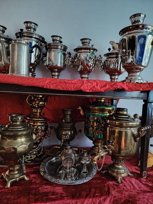 Мясной топор самовар пресс всячина