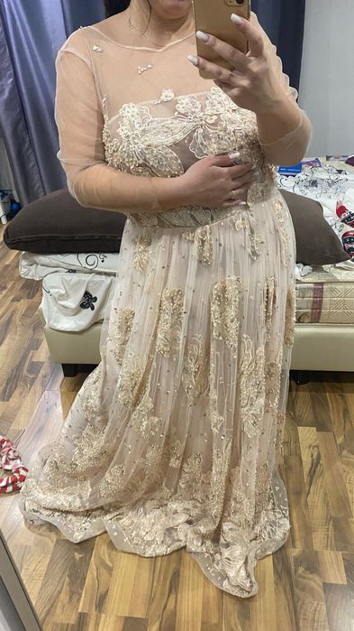 Rochie de ocazie tip bijuterie