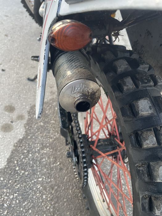 Ендуро apriliq 90 cc 2T