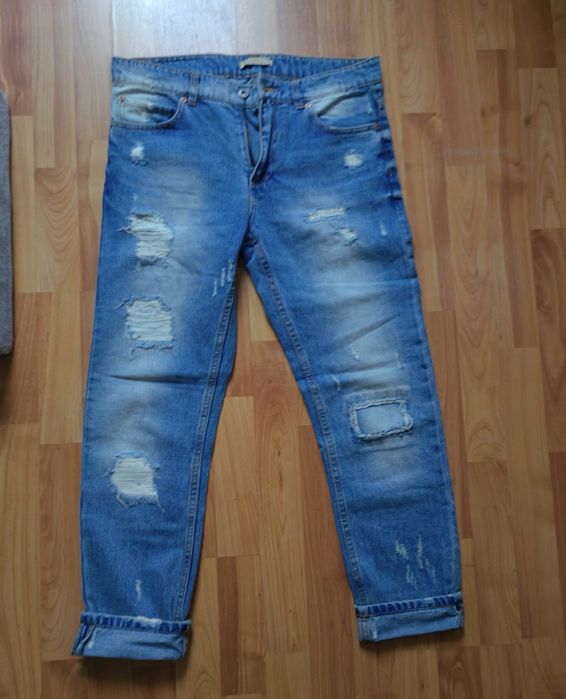 Blugi Boyfriend Pull&Bear