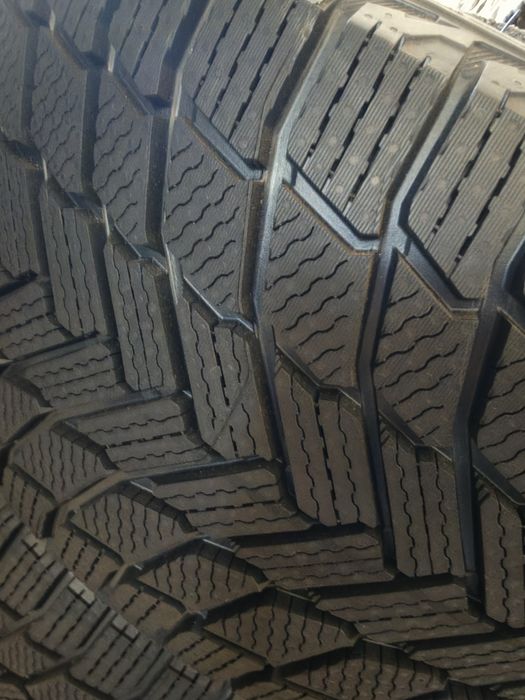 MICHELIN x-ice snow suv 265 40 R22