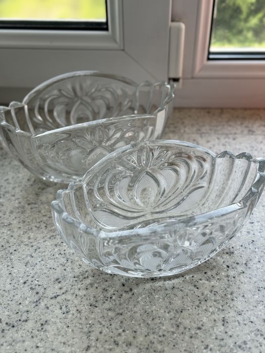 Продам хрустальную посуду  (ладия)