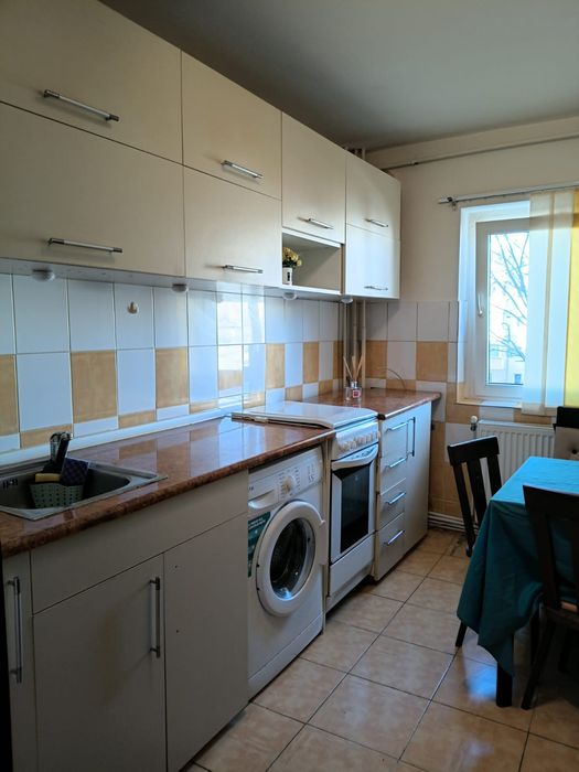 N.Vodă 2 camere mobilat utilat centrala termopan.contract anaf