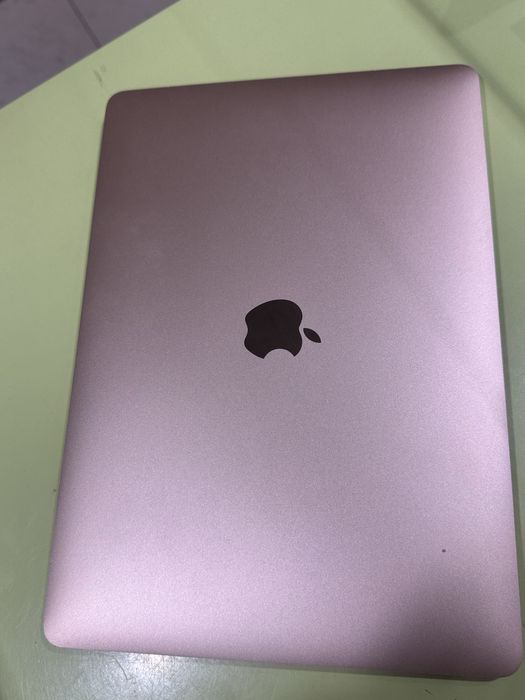 Продается MacBook Air
