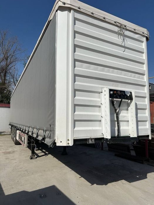 Tentovvka, Polupritsep, pritsep Trailers