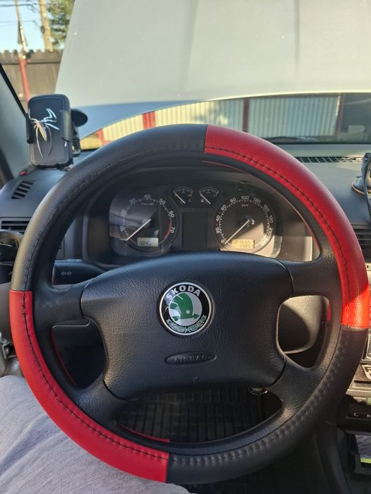 Vand scoda octavia1 în stare perfecta de fuctionare!