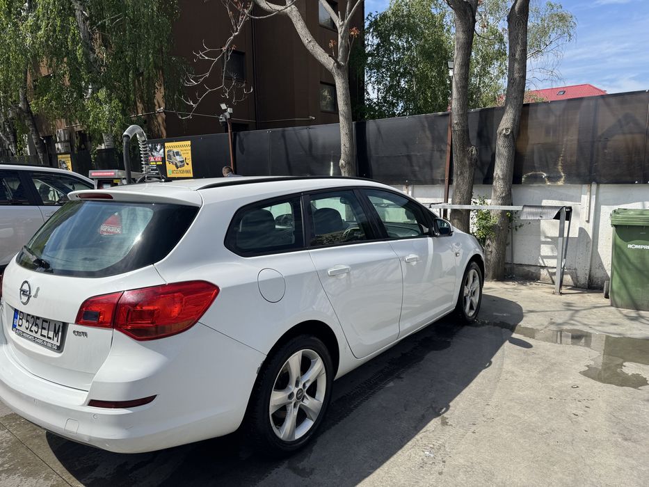 Opel Astra J 1.7 cdti