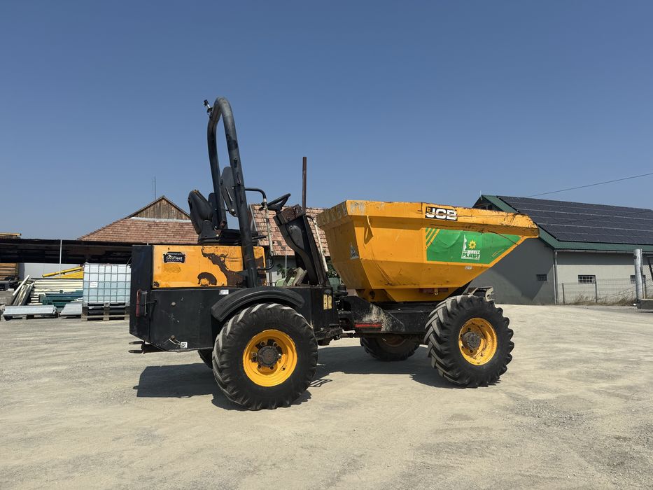 De vanzare sau da inchiriat Dumper cu cuva rotarive  JCB - 3 T
