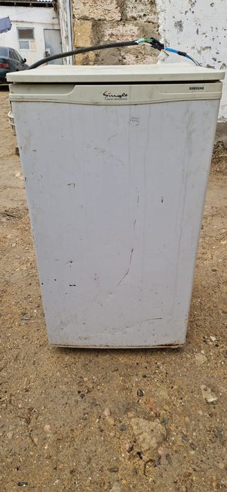 Холодильник сатылады