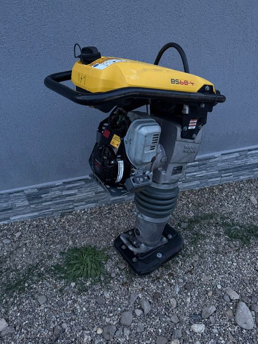 Mai compactor Wacker Neuson bs 68-4, ca NOU