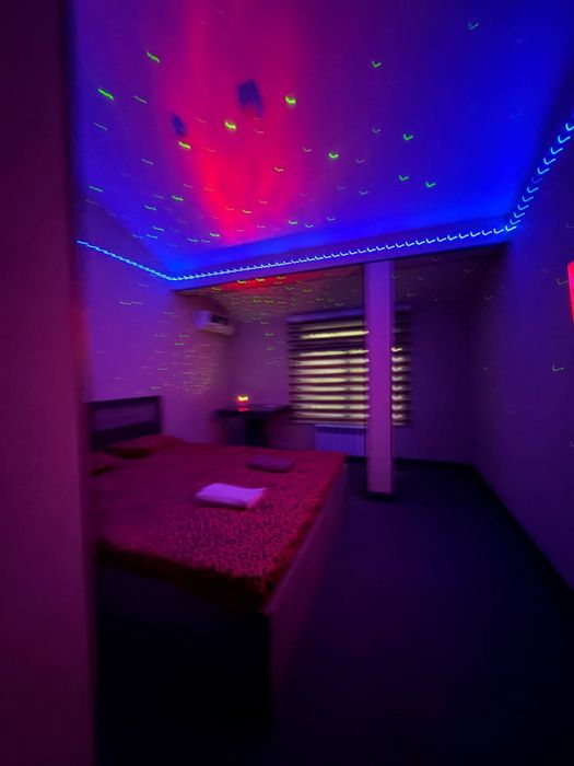 Bez zaks Mexmonxona  TOSHKENT  HOTEL 24/7