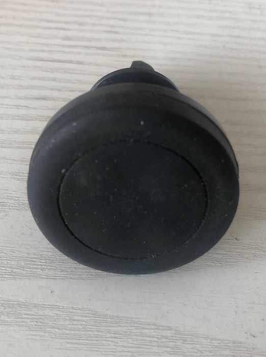 2 стойки, държачи за телефон(GSM) за кола(автомобил)