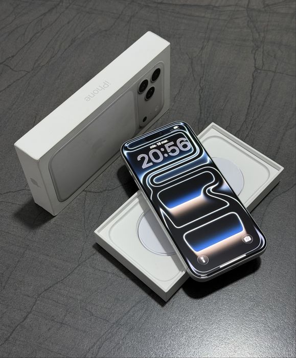 iPhone 17 Pro Max Silver 256GB 10 Cicluri !