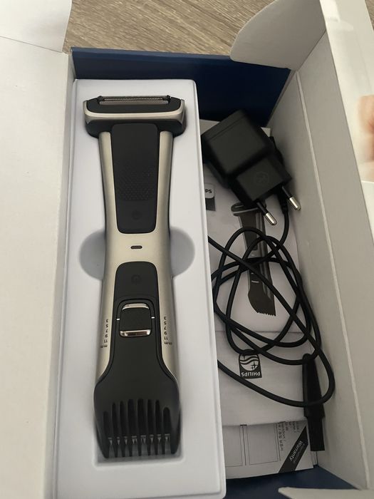 Masina de tuns Philips cu shaver