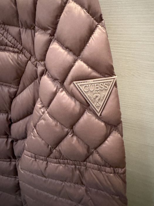 Пухено яке Guess размер 38