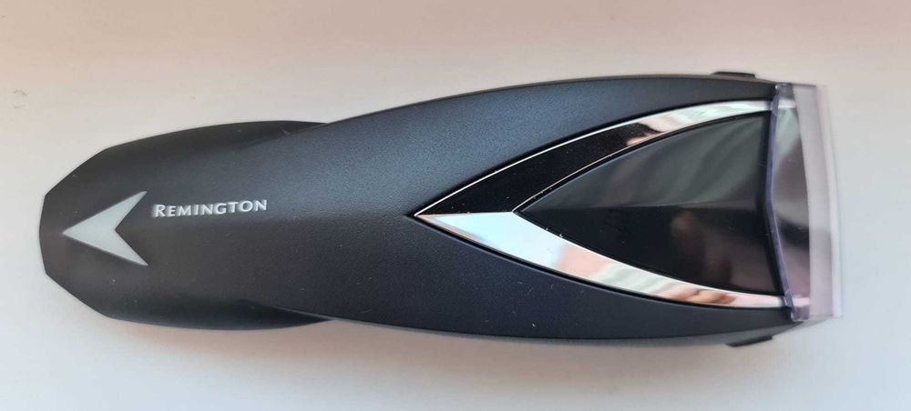 Aparat de ras + trimmer Remington x110, nou
