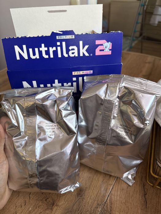 продаются смесь Nutrilak 2