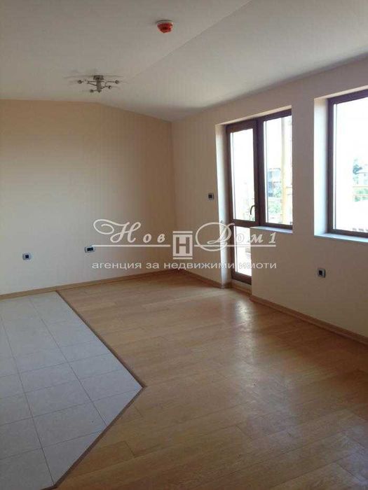 Продава се Тристаен апартамент в Варна, Галата - 158 кв.м за 1254 €/кв.м - Снимка #6
