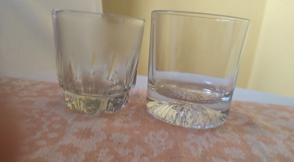 Чаши за уиски, водка и безалкохолни напитки