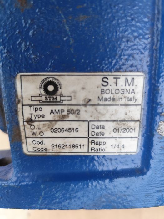 Reductor  3  kw  320 rotații