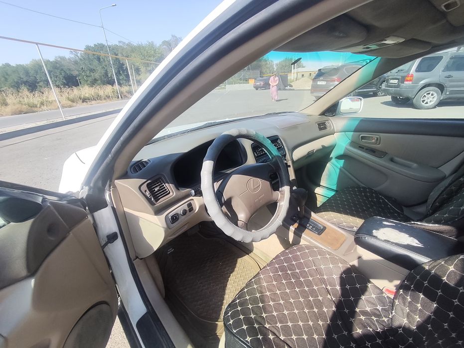 Продам Лексус ES 300