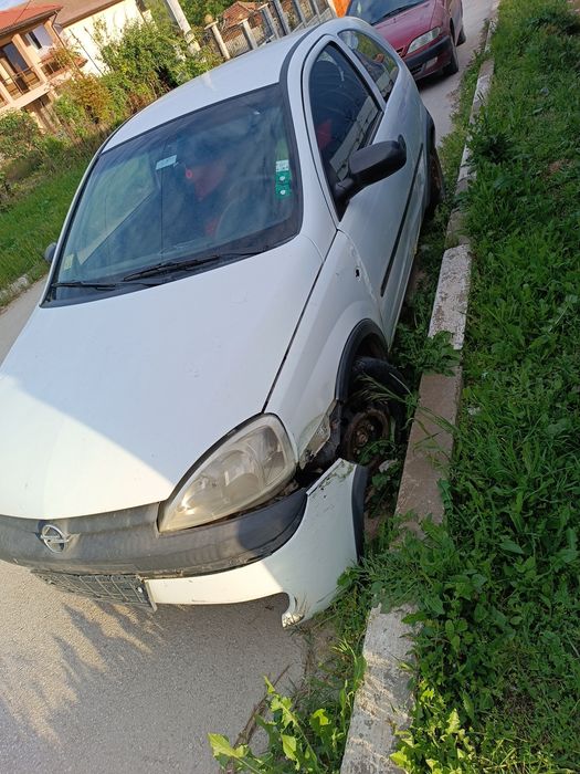 Opel Corsa C 1.7 дизел Исус на Части